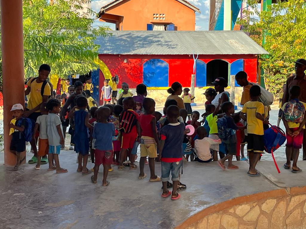 Photo : Rentrée scolaire à Besely : une belle journée !